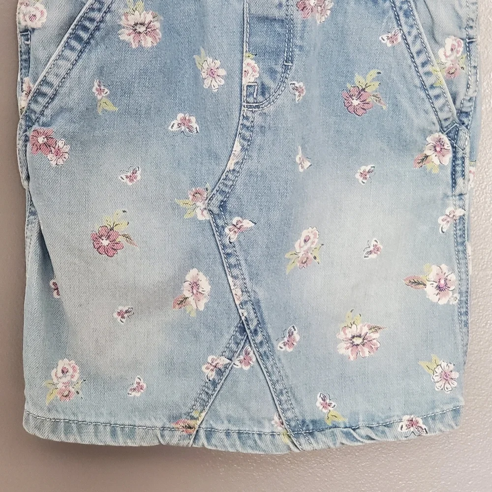 OshKosh B'gosh Light Blue Floral Overalls Jumper Skirt Size 5T